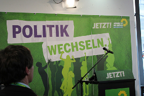 Banner in der Parteizentrale der Grünen Baden-Württemberg: Politikwechsel jetzt!
