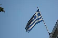 Flagge Griechenland, etwas zerschlissen