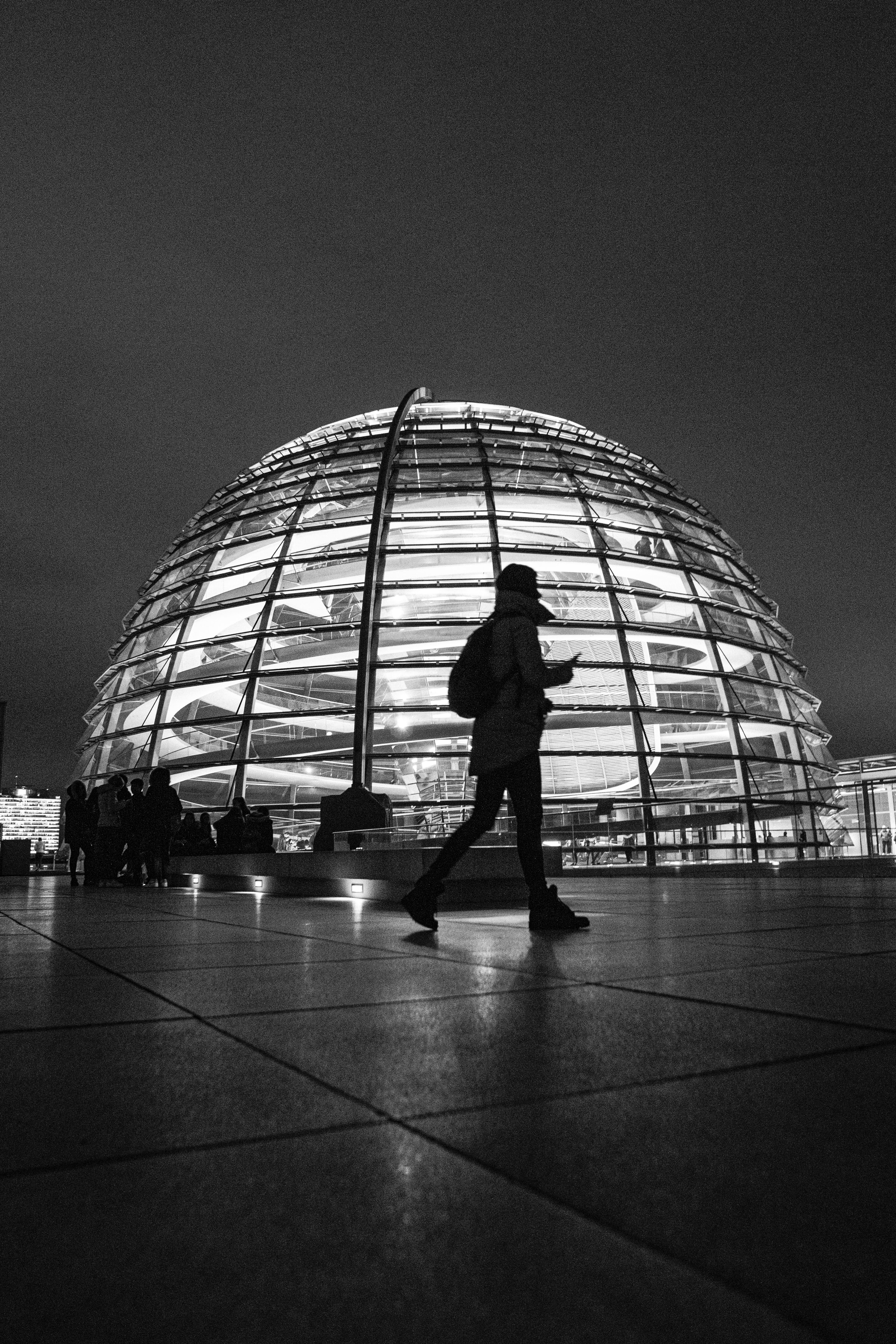Bundestatagkuppel schwarz/weis Bundestatagkuppel schwarz/weis