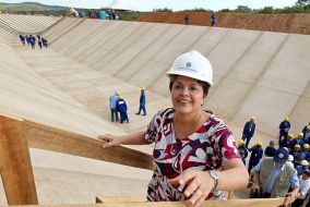 Präsidentin Dilma Rousseff besucht die Baustelle des Integrationsprojektes am São-Francisco-Fluss (8. Februar 2012)