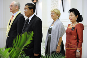 Hun Sen, his wife Bunrany Hun Sen, Herman Van Rompuy and his wife Gertrude Van Rompuy