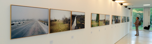 Bilder-Galerie und Betrachter