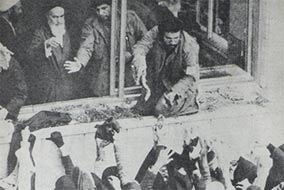 Iranische Revolution, Auschnitt der Zeitschrift Khandaniha