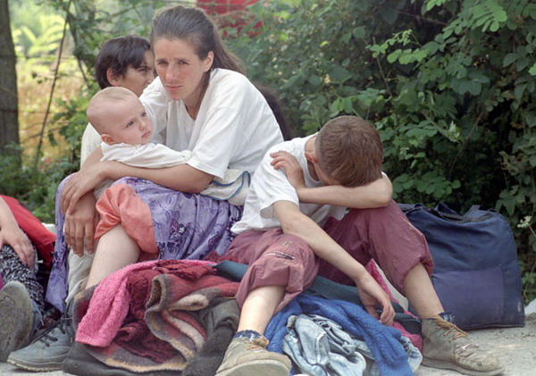 Tuzla, UN-Basis, Flüchtlinge aus Srebrenica, 15.07.1995.