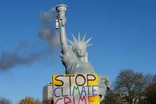 Freiheitsstatue als "Statue of Pollution" bei der Klima-Kohle-Demo in Bonn 