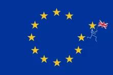 EU-Flagge, ein Stern läuft weg und verlässt die EU