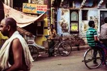 India: The Development Debate - Market scene in India