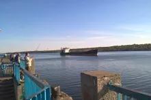 Angler am Dniepr in Saporizhja