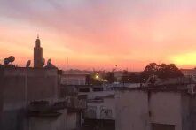 Stadtansicht bei Sonnenuntergang