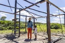 Bewohner'*innen der agrarökologischen Siedlung Lote 96 in Brasilien