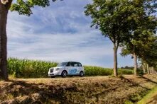 Loopmünster Auto am Feld