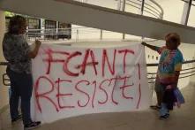 Abi Cris with Banner "FCANT RESISTE"