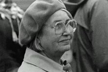 Annemarie Böll auf der Friedensdemonstration am 10. Oktober 1981 in Bonn