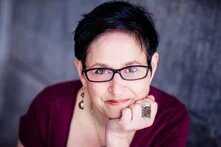 Astrid Mignon Kirchhof
