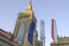 Flaggen von Polen, der Europäischen Union und der European People's Party