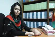 Manizha Ramiz in ihrem Büro