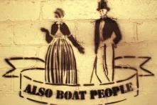 Street Art "Boat People"
