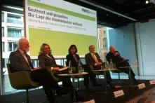 Mycle Schneider, Claudia Kemfert, Rebecca Harms, Christian Meyer zu Schwabedissen und Ralf Fücks diskutieren den World Nuclear Industry Status Report 2016