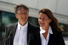 Bill und Melinda Gates laufen nebeneinander her