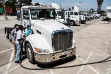 Energiewende und Verkehrswende: Foto von einem E-Hybrid-Truck