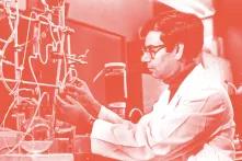 Kleine Geschichte der Gentechnik - Ein Wissenschaftler arbeitet im Labor