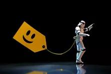 Roboter mit Smiley-Tag