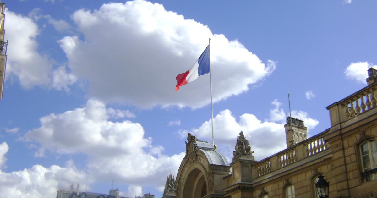 Frankreich: Ungeduldiges Hufescharren im Elysée | Heinrich-Böll-Stiftung - Vimarsana News