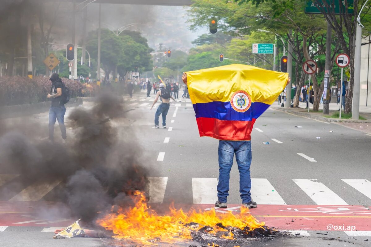 Paro Nacional Colombia Kolumbianische Flagge Protest