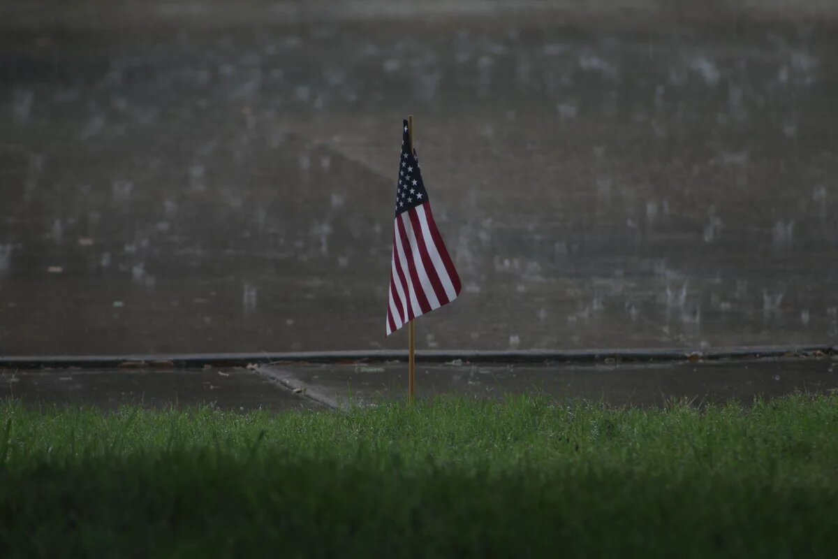 flag while raining flag while raining