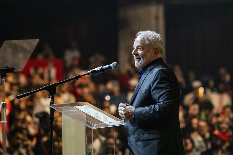 Lula da Silva hält eine Rede