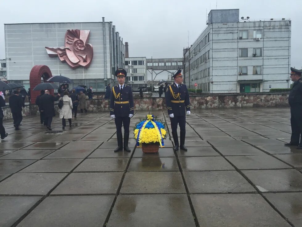 Ehrenwache 2016 am Gedenkplatz für die ersten Opfer von 1986.