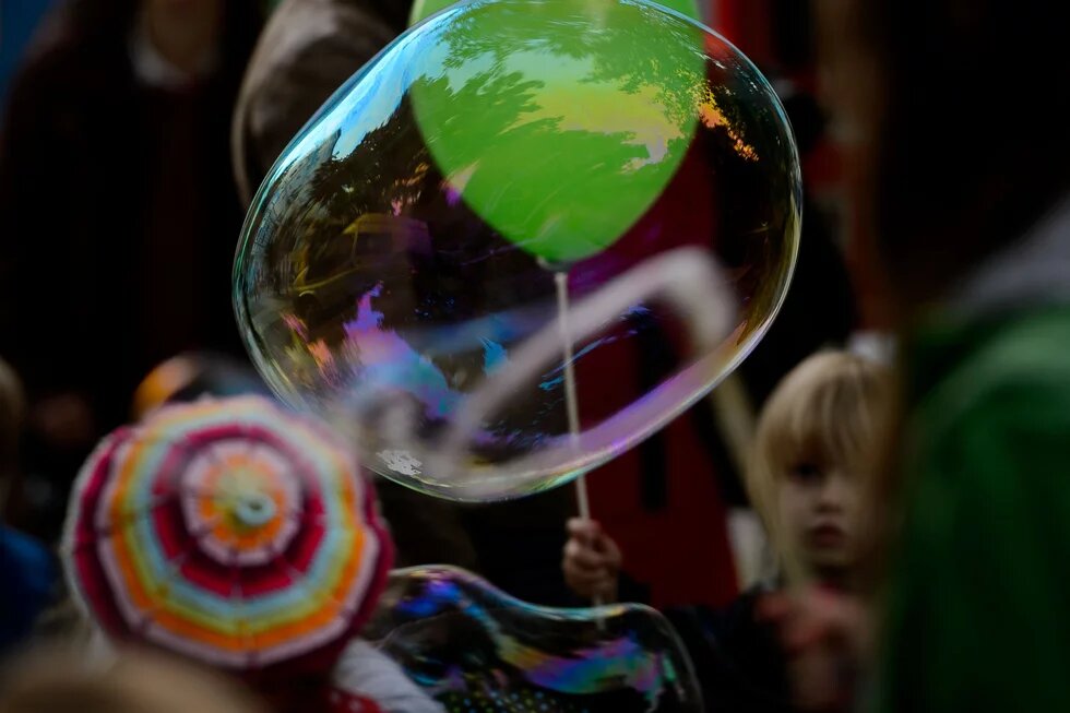 Seifenblase und Luftballon Seifenblase und Luftballon