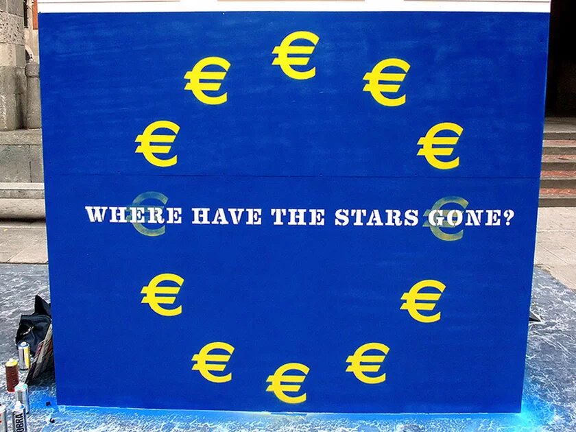 EU-Flagge mit Euro-Zeichen EU-Flagge mit Euro-Zeichen