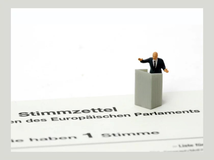 Europawahl: Wahlversprechen A ballott paper for the election of the European Parliament