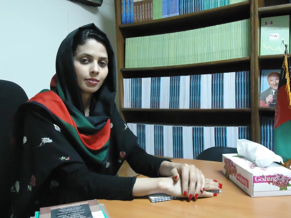 Manizha Ramiz Manizha Ramiz in ihrem Büro