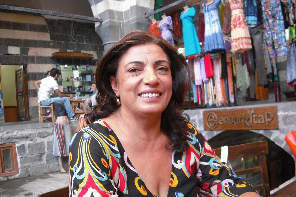 Nebahat Akkoç Nebahat Akkoç