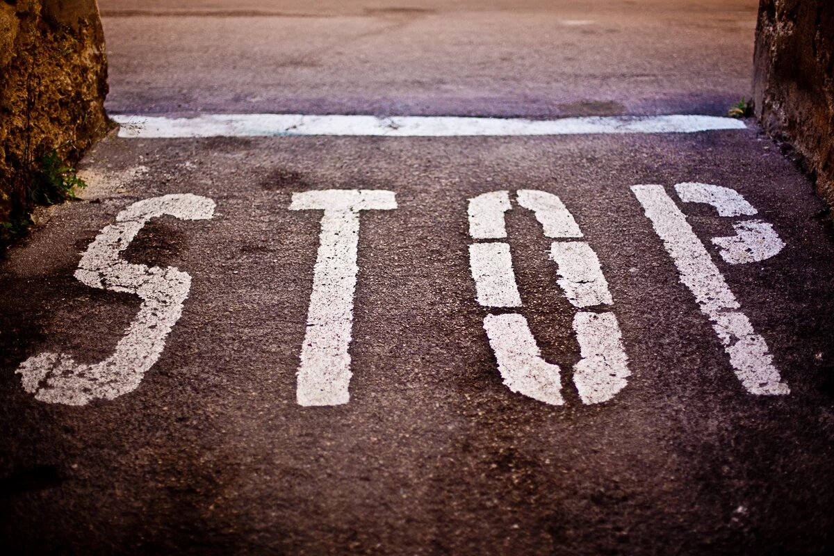 Strassenbeschriftung: Stop