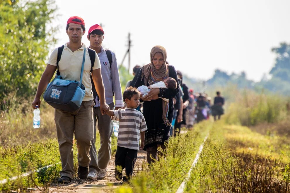 September 2015, Röszke, Ungarn Geflüchtete im ungarischen Röszke, September 2015