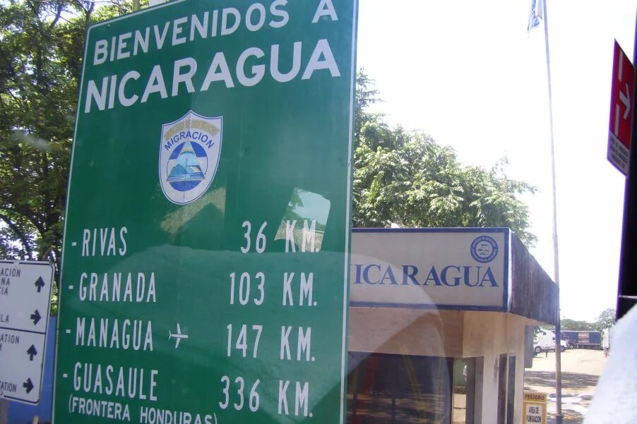 An der Grenze zu Nicaragua An der Grenze zu Nicaragua