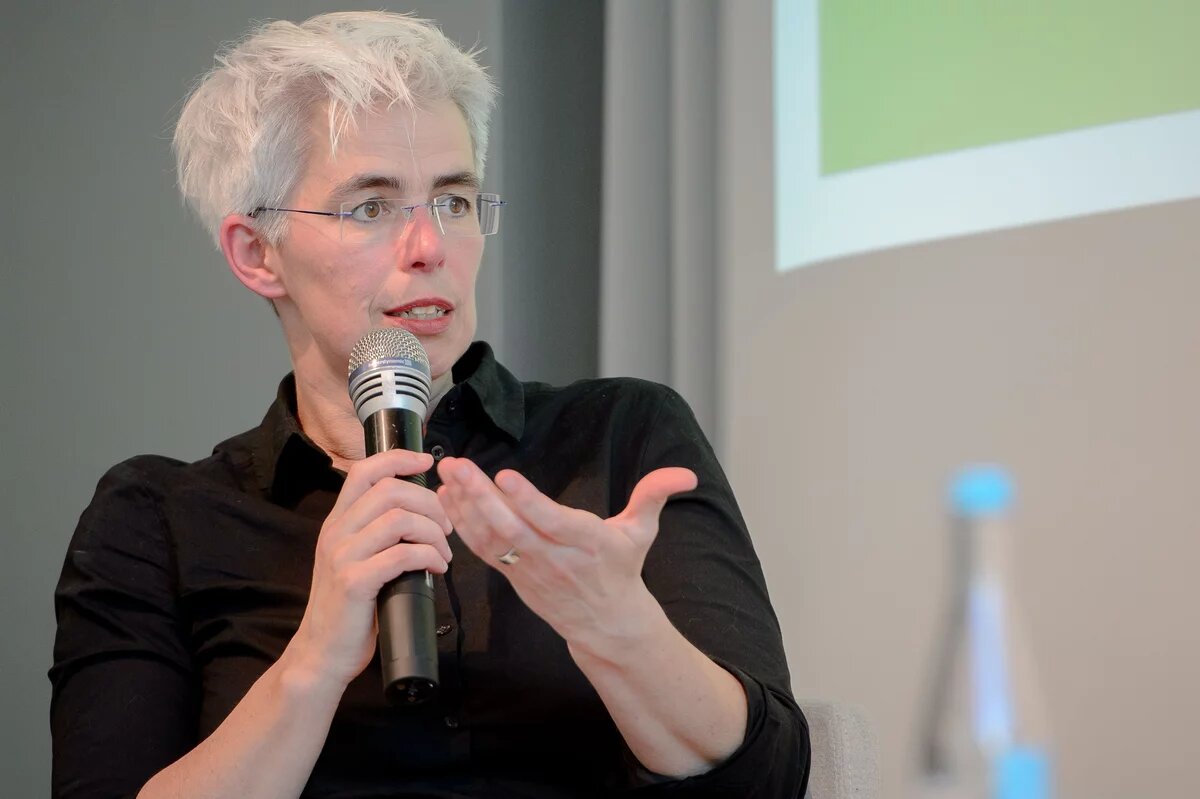 MdB Ulle Schauws, kulturpolitische Sprecherin der Bundestagsfraktion Bündnis 90/Die Grünen MdB Ulle Schauws, kulturpolitische Sprecherin der Bundestagsfraktion Bündnis 90/Die Grünen