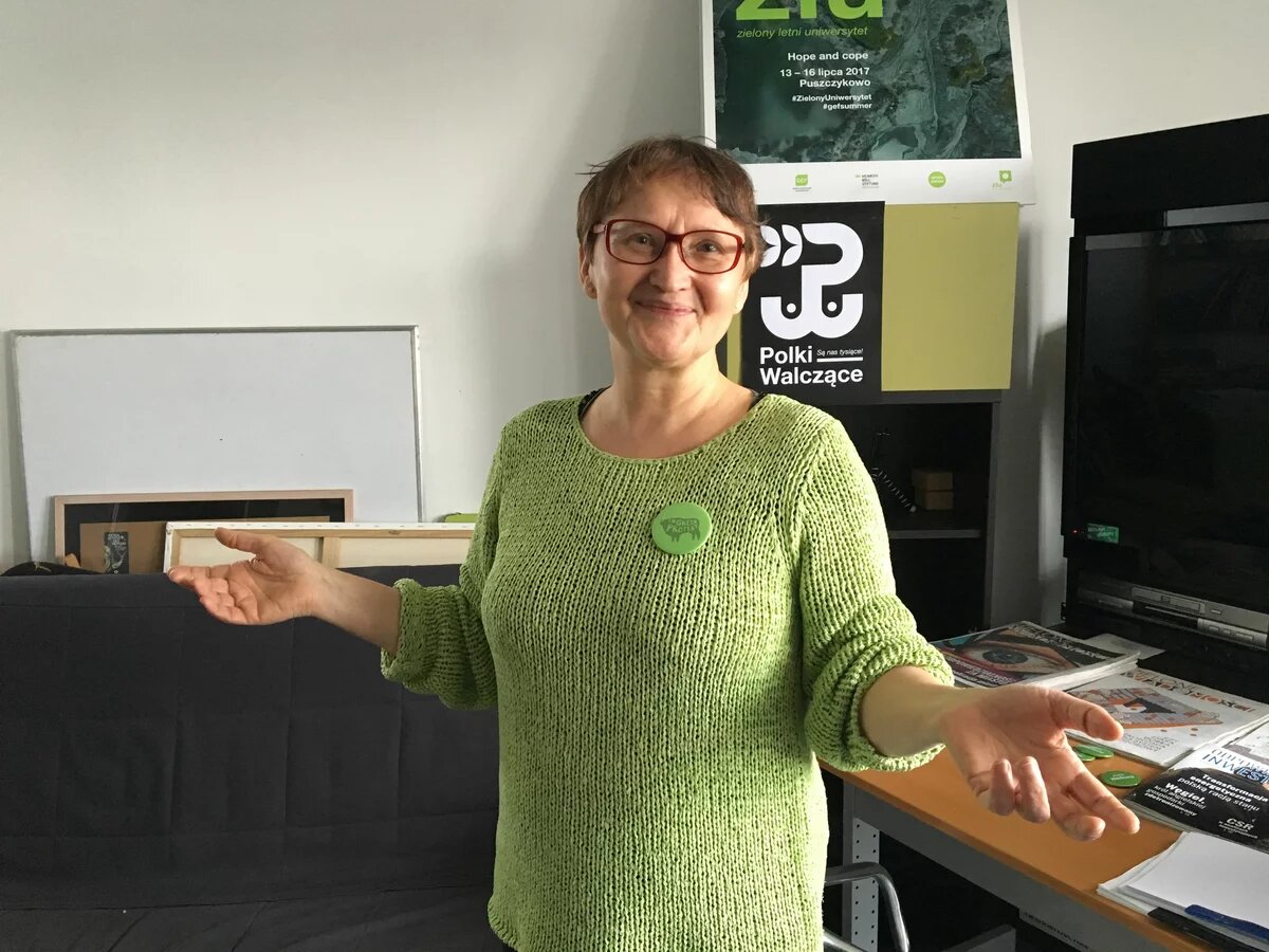 Ewa Sufin-Jaqcuemart in ihrem Büro