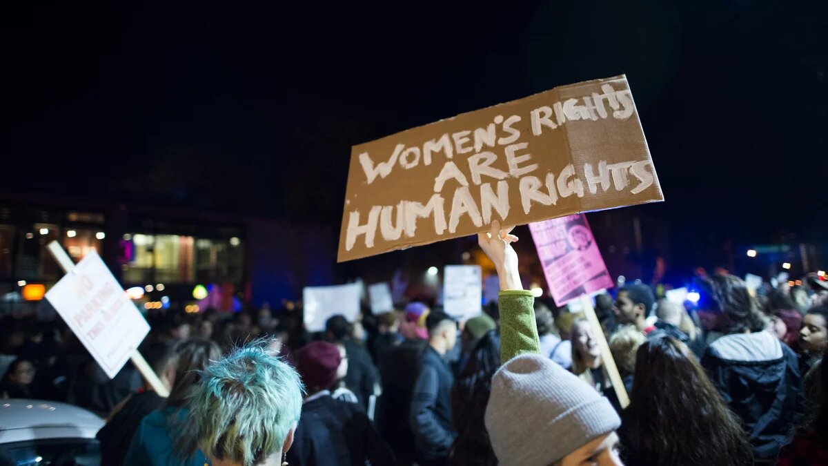 Women against Donald Trump Frauen gegen Donald Trump