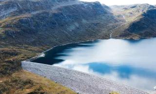 Wasserenergie in Norwegen: Talsperre Wasserenergie in Norwegen: Bild einer Talsperre in Norwegen