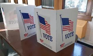 voting carrels - 2019 Ohio general election US-Wahlkabine in Ohio 2019