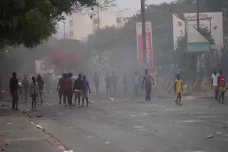 Jugend protestiert in Senegal auf den Straßen