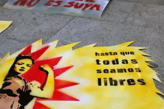 Ein feministisches Demoschild in Mexiko Ein feministisches Demoschild auf der Straße in Mexiko
