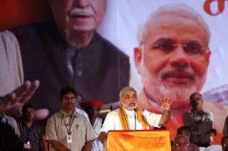 Modi campaings for the BJP Narendra Modi speaking to his supporters