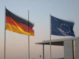 Flaggen Deutschland und EU Flaggen Deutschland und EU