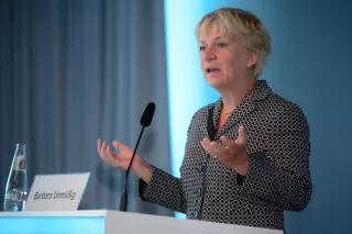 Barbara Unmüßig während der Eröffnungsrede Barbara Unmüßig während der Eröffnungsrede