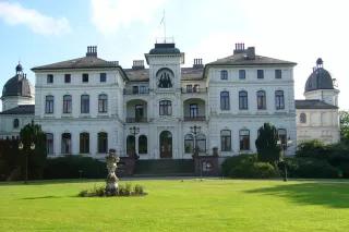 Herrenhaus Salzau, erbaut 1881 Schleswig-Holstein verfügt über die schönste Erstaufnahme Deutschlands: Das Schloß Salzau im Kreis Plön.